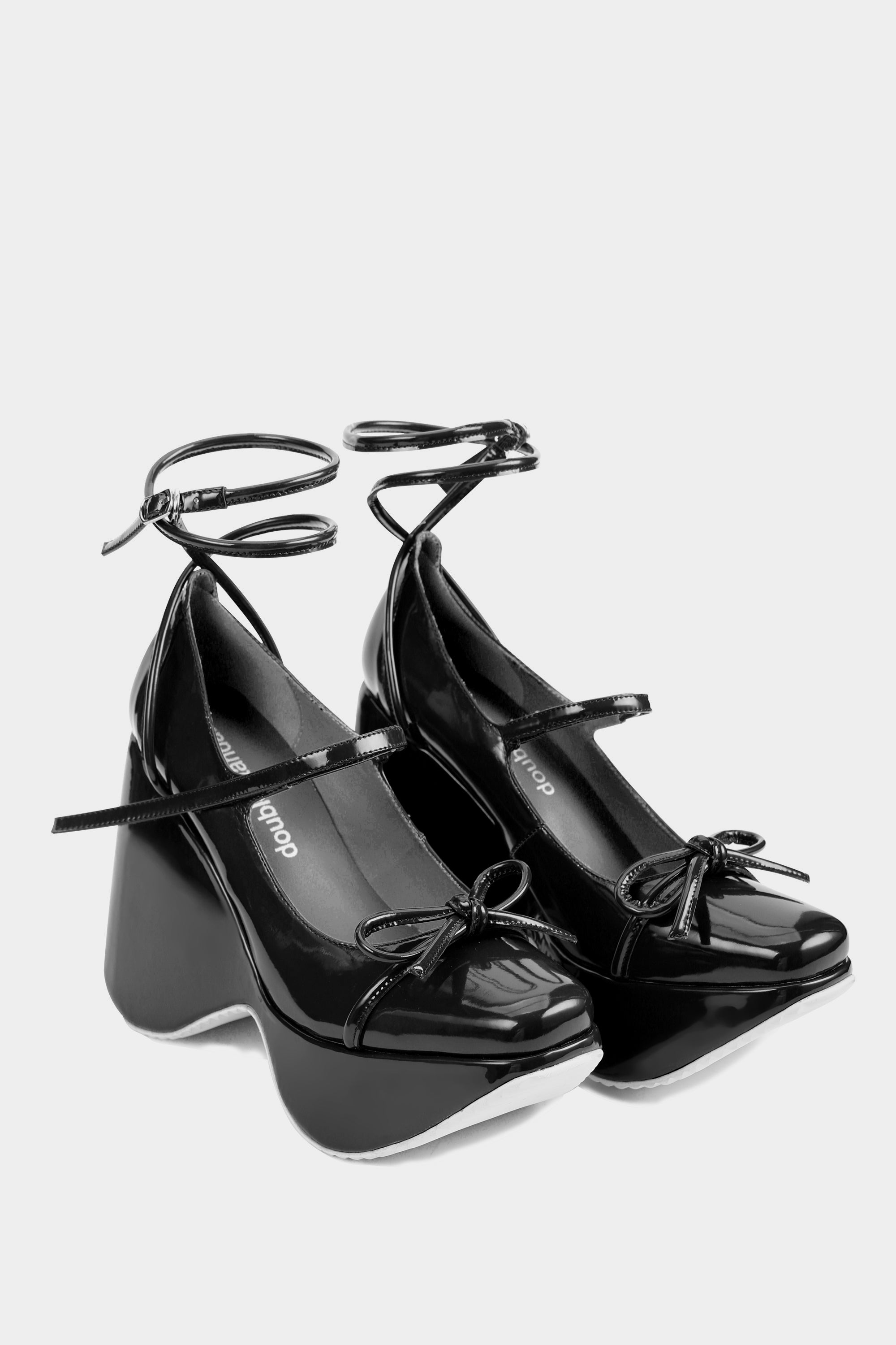 Paola Platforms - Sporty Black